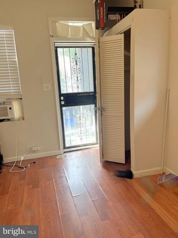 554 SHEPHERD ST NW, Washington, DC 20011