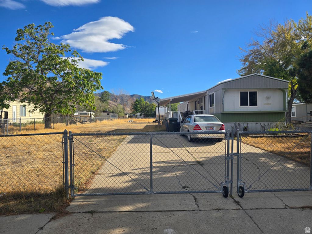 795 W BROADMORE WAY, Tooele, UT 84074 — photo 2