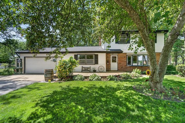 4165 County Road K, Franksville, WI 53126