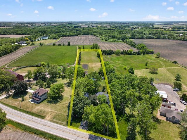 4165 County Road K, Franksville, WI 53126