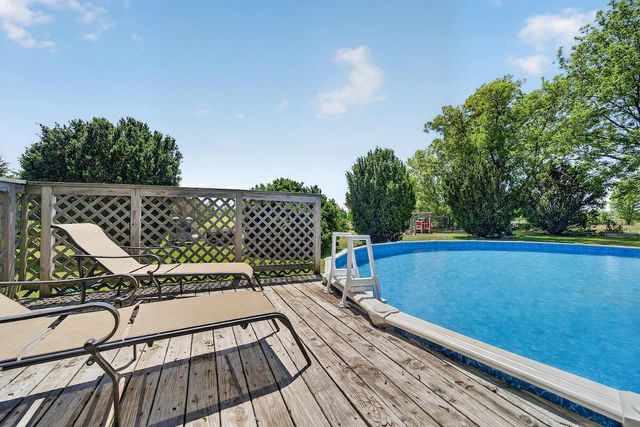 4165 County Road K, Franksville, WI 53126