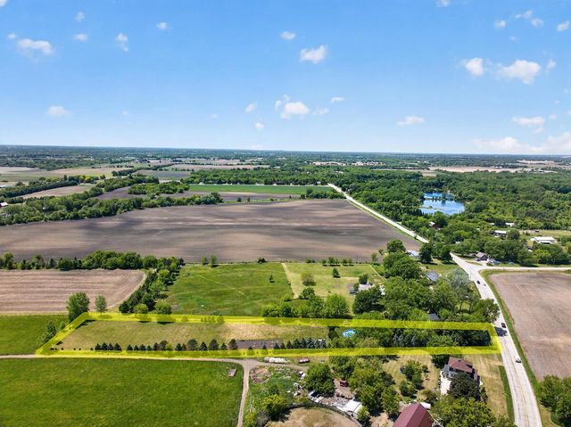 4165 County Road K, Franksville, WI 53126