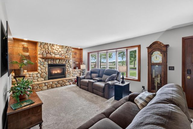 4165 County Road K, Franksville, WI 53126