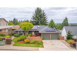 5240 CHAPMAN St, Salem, OR 97306