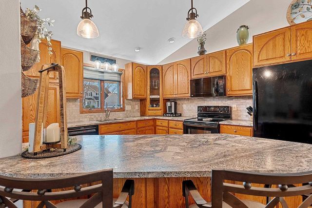 2776 STEAMBOAT SPRINGS, Green Bay, WI 54313