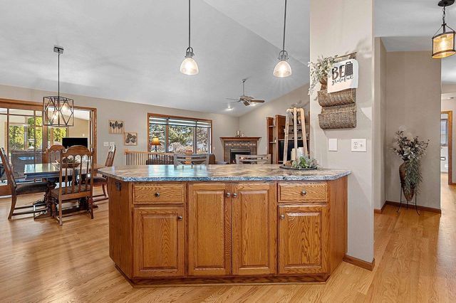 2776 STEAMBOAT SPRINGS, Green Bay, WI 54313