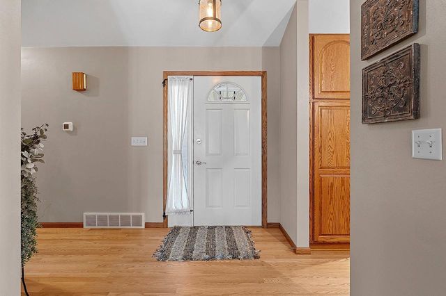 2776 STEAMBOAT SPRINGS, Green Bay, WI 54313
