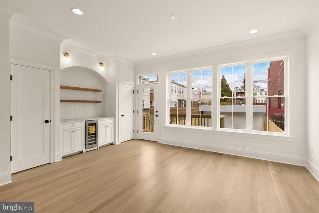 1010 I ST NE, Washington, DC 20002