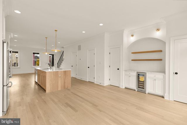 1010 I ST NE, Washington, DC 20002