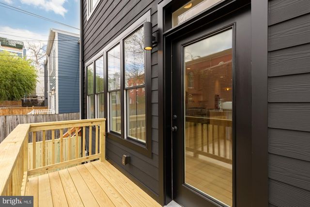 1010 I ST NE, Washington, DC 20002