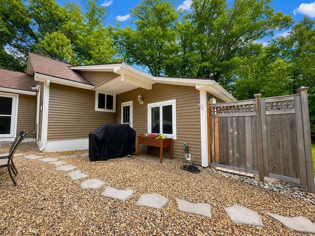 20 Keene Avenue, Fitzwilliam, NH 03447