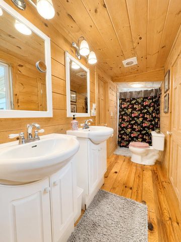 20 Keene Avenue, Fitzwilliam, NH 03447
