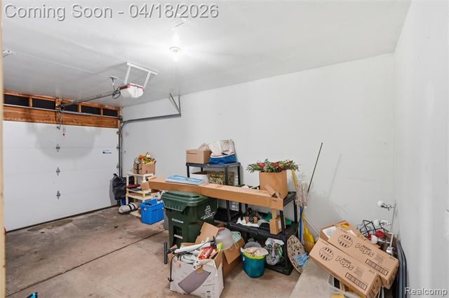 408 Country Club Drive, Saint Clair Shores, MI 48082