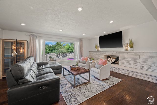 4284 S VALLEJO DR, Holladay, UT 84117