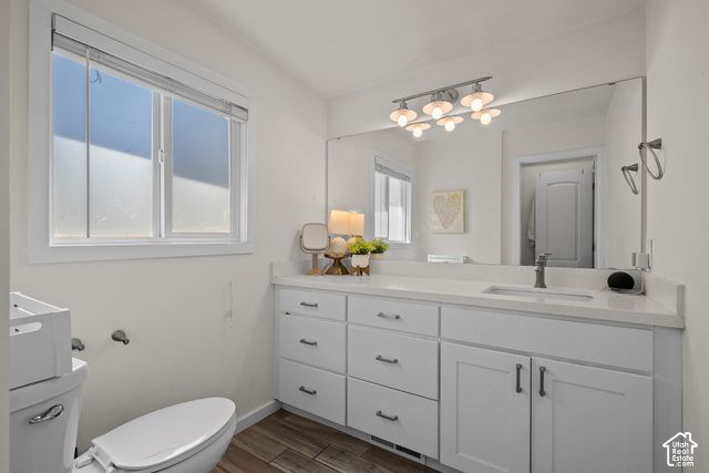4284 S VALLEJO DR, Holladay, UT 84117