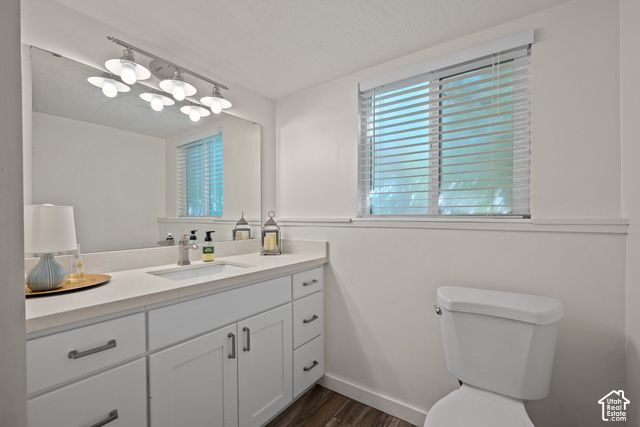 4284 S VALLEJO DR, Holladay, UT 84117