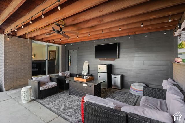 4284 S VALLEJO DR, Holladay, UT 84117