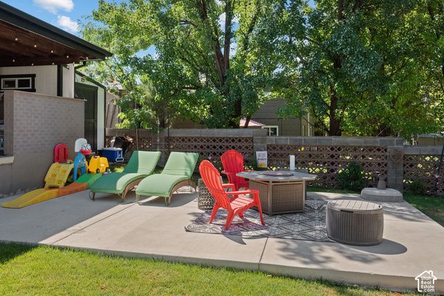 4284 S VALLEJO DR, Holladay, UT 84117