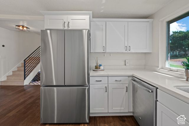 4284 S VALLEJO DR, Holladay, UT 84117