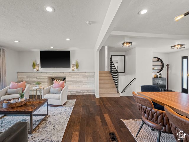 4284 S VALLEJO DR, Holladay, UT 84117
