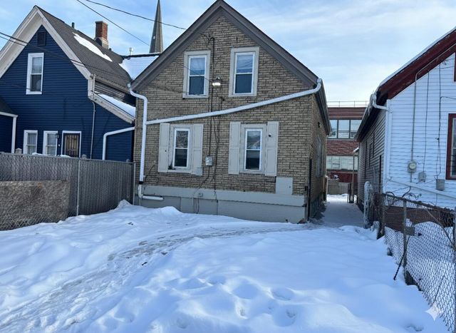 1425 N 24th PLACE, Milwaukee, WI 53205