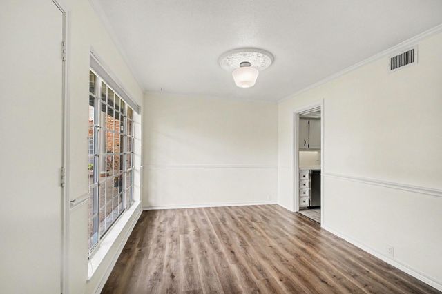 2101 Fountain View Drive 55, Houston, TX 77057