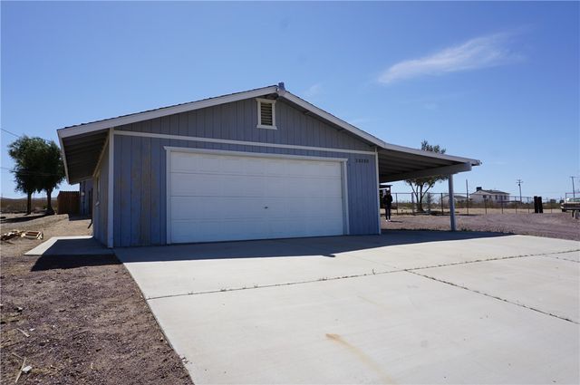 28280 Cochise Avenue, Barstow, CA 92311