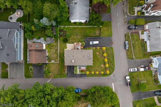 15 Spruce Pl, Denville Twp., NJ 07834