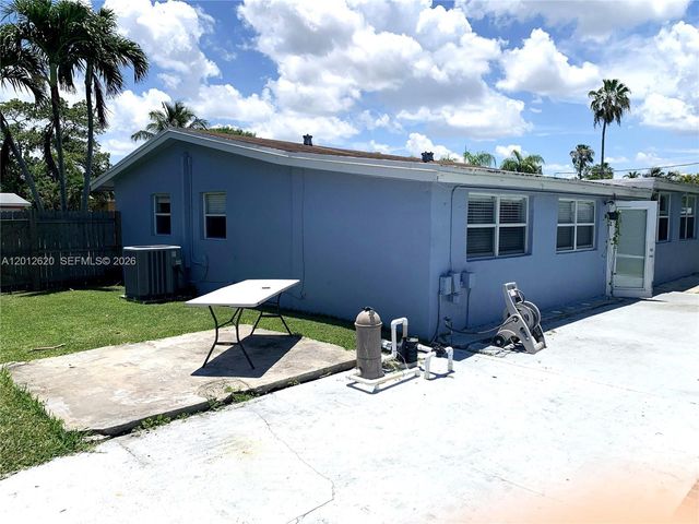 6133 NW 20th St, Margate, FL 33063