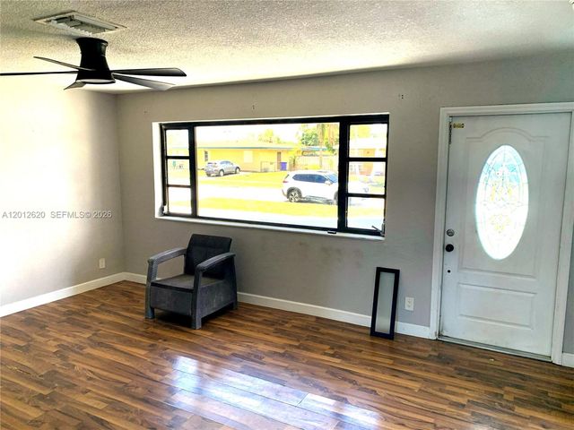 6133 NW 20th St, Margate, FL 33063
