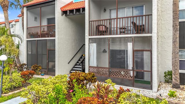 3279 BENEVA ROAD 102, Sarasota, FL 34232