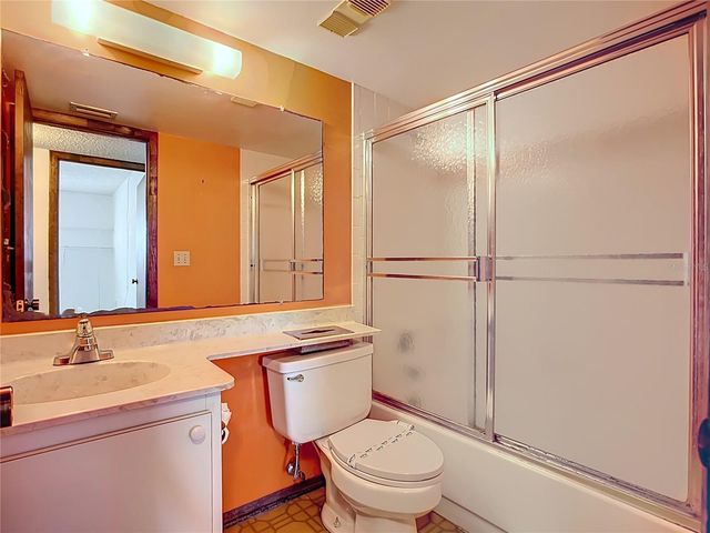 3279 BENEVA ROAD 102, Sarasota, FL 34232