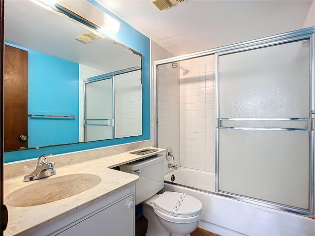 3279 BENEVA ROAD 102, Sarasota, FL 34232