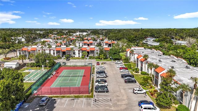 3279 BENEVA ROAD 102, Sarasota, FL 34232