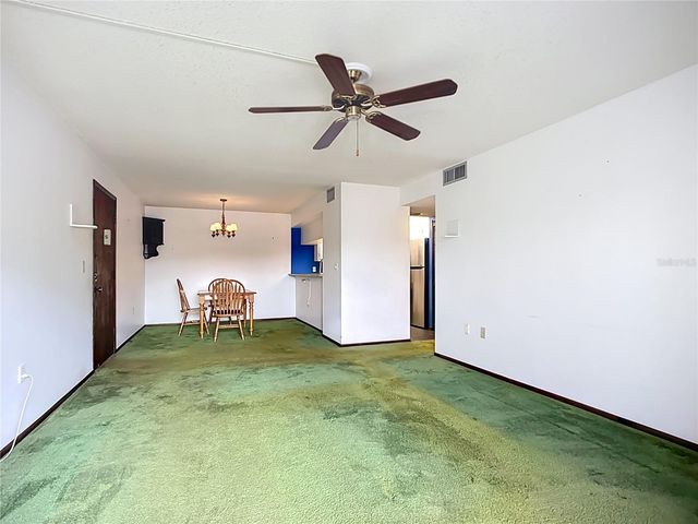 3279 BENEVA ROAD 102, Sarasota, FL 34232