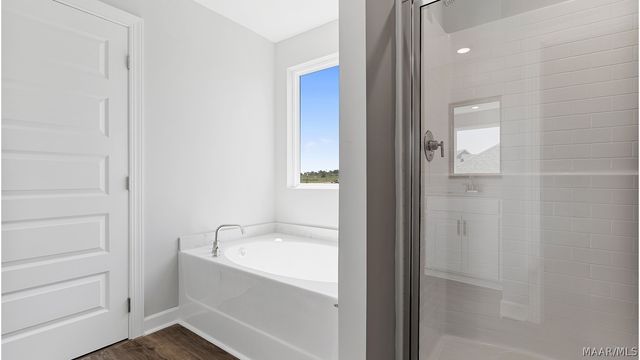 1009 Garden Lane, Prattville, AL 36066