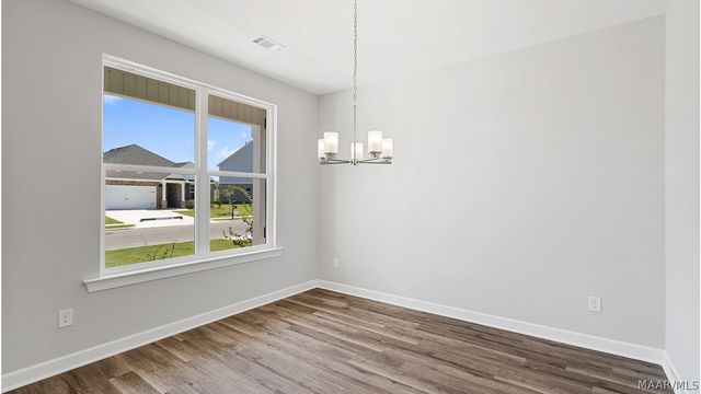 1009 Garden Lane, Prattville, AL 36066