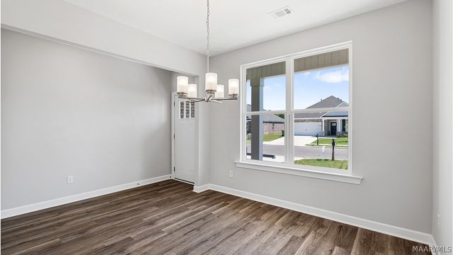 1009 Garden Lane, Prattville, AL 36066