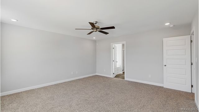 1009 Garden Lane, Prattville, AL 36066