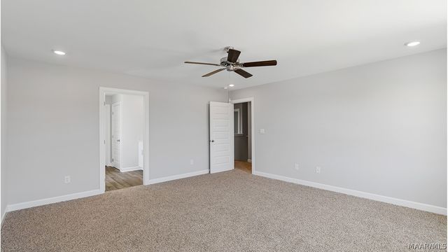 1009 Garden Lane, Prattville, AL 36066
