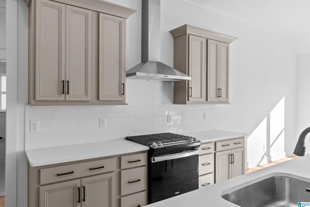 5486 UPLAND COVE, Trussville, AL 35173