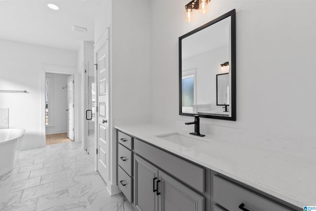 5486 UPLAND COVE, Trussville, AL 35173