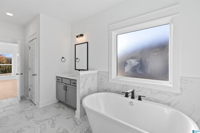 5486 UPLAND COVE, Trussville, AL 35173