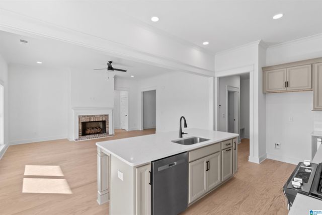 5486 UPLAND COVE, Trussville, AL 35173