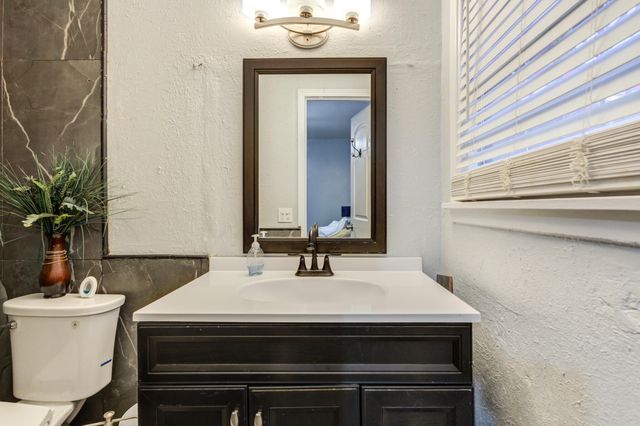 1916 73rd Street, Lubbock, TX 79423