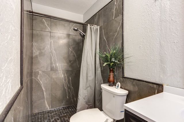 1916 73rd Street, Lubbock, TX 79423