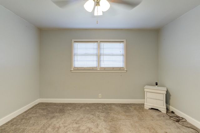 1916 73rd Street, Lubbock, TX 79423