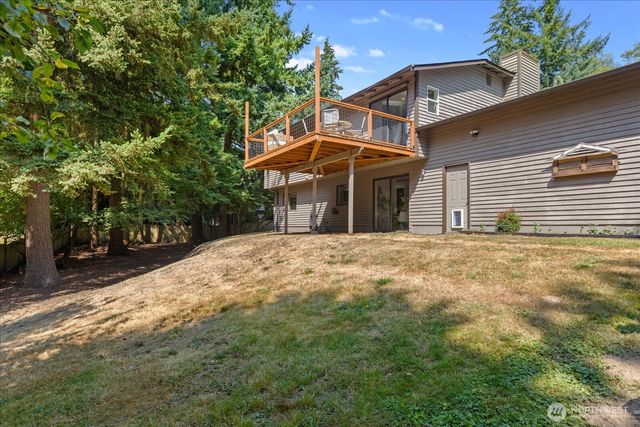 1511 N Lake Stickney Drive, Lynnwood, WA 98087