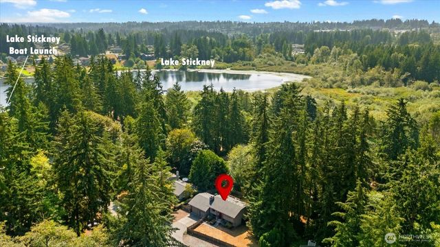 1511 N Lake Stickney Drive, Lynnwood, WA 98087