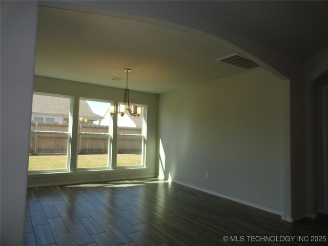 2001 E Tucson Place, Broken Arrow, OK 74011